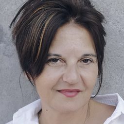 Emma Dante 飾演 Rosa