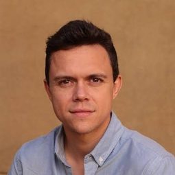 Juan Pablo Sans - 壞蛋聯盟2導演