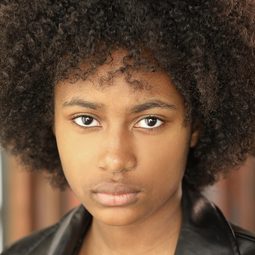 卡拉蓮恩 飾演 Noodle