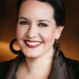 愛兒薩‧范‧德‧悉荷 飾演 Elisabetta di Valois