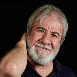 Masoud Karamati 飾演 