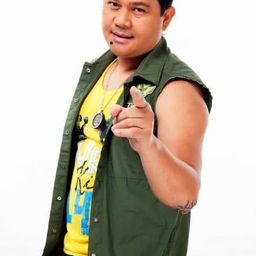 巴亞尼·阿巴亞尼 飾演 