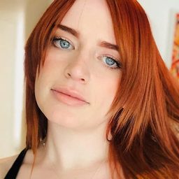 Johana Fragoso Blendl 飾演 