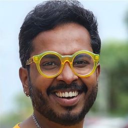 Amith Mohan Rajeswari 飾演 Raasu