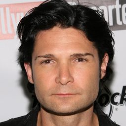 科里·費曼 - Busted演員 飾演David