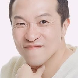 李勇直 - 高招對決演員 飾演Room Salon Police 1