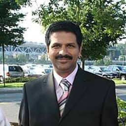 Josekutty Valiyakallumkal 飾演 David's uncle