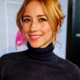 Karine Vanasse 飾演 Anna