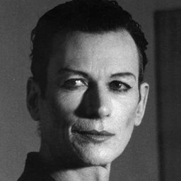 Dieter Rita Scholl 飾演 