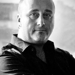 歐文·赫利 - 芭比之長髮公主導演