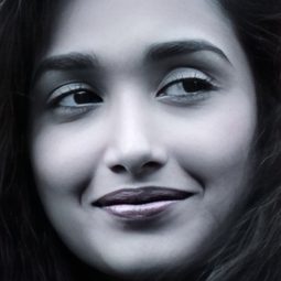 Jiah Khan 飾演 Sunita