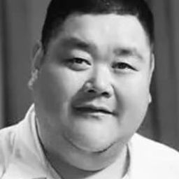 殷秀岑 飾演 Zhu Bajie (voice)