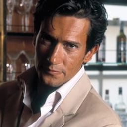 Geoffrey Moore 飾演 Wainwright