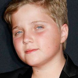 Gilby Griffin Davis - 陽光兔仔兵演員 飾演Clone