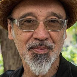 Aldo Parodi 飾演 Pato