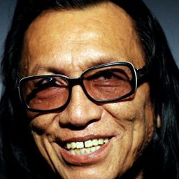 Rodriguez 飾演 Self