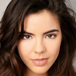 Samantha Boscarino - 女校風波演員 飾演Alicia Rivera