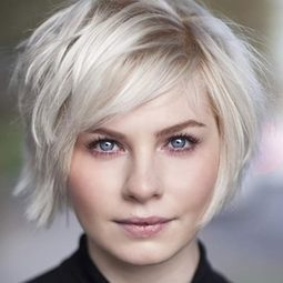 Sydney White 飾演 Bubbleshock girl