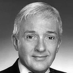 William Roy 飾演 Boda Novotny