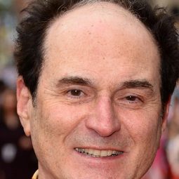 丹尼·曼恩 飾演 Percy (voice)