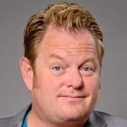 Martijn Fischer - 橙色狂熱演員 飾演Michael