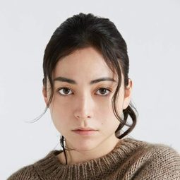 美波 飾演 Aileen