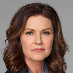 溫蒂·克勞森 飾演 Laura