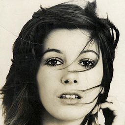 Stefania Casini - 大錯亂演員 飾演Sonia