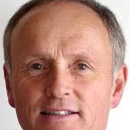 勞勃·瑟斯頓 - 小犬當家演員 飾演Mr. Thompson