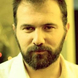 Ricardo Azevedo 飾演 Fernando