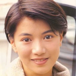 袁詠儀 飾演 Seven