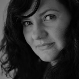 Jessica Zeylmaker 飾演 Hanna (voice)