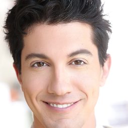 Jared Kusnitz 飾演 Keith