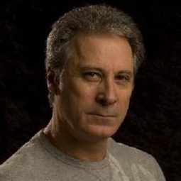 Garwin Sanford - The Barber演員 飾演Agent Crawley