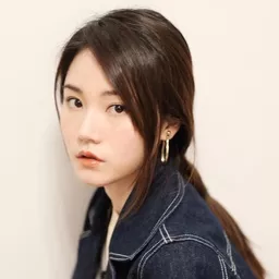 陳穎欣 飾演 