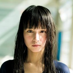 大幡詩繪理 飾演 Saki