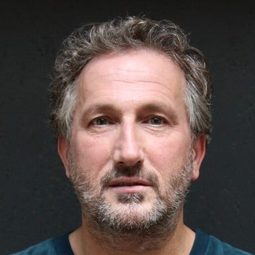Marcel Musters 飾演 Wim de Kuiper