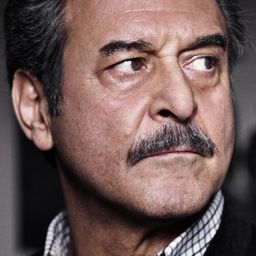 Ennio Fantastichini 飾演 Enrico