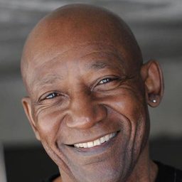 Cliff Ware 飾演 Grandpa Jack