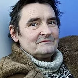 Markku Peltola 飾演 Berg