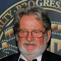 Donald McAlpine 飾演 Self