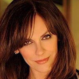 Paola Onofri 飾演 Antonella Molinari