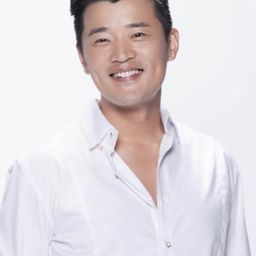 Zhao Jin-Tao 飾演 