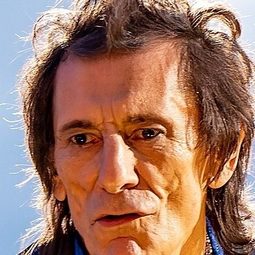 Ron Wood 飾演 Self