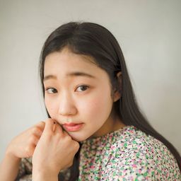 Saito Nari 飾演 Kaya Higuchi