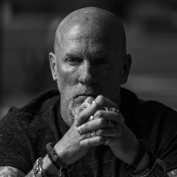 Jay Dobyns 飾演 Morgan