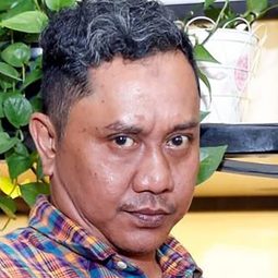 托托斯拉西帝 - 鬼咧號演員 飾演Sidik