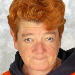 黛比·德斯特 飾演 Corpse Kid / Corpse Mom / Small Witch (voice)