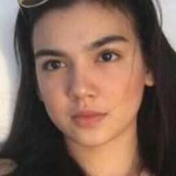 Shiara Joy Dizon 飾演 Twinkle