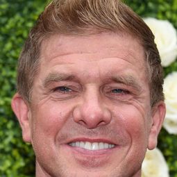 Kenny Johnson - 踏浪奔流演員 飾演Bo